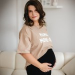 Оверсайз тениска за майки с надпис, бежова