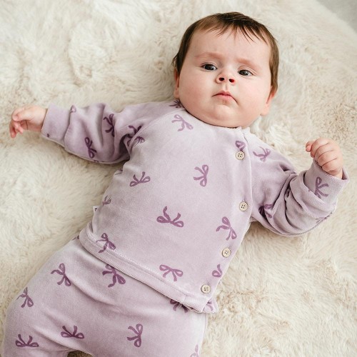 Baby side-fastened kimono shirt heather with bows made of velour