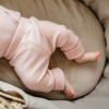 Розов мерино клин, който расте заедно с детето