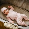 Розов мерино клин, който расте заедно с детето