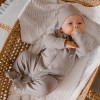 Сив бебешки гащеризон с мотив на звездички