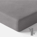 Детско непромокаемо бамбуково чаршафче в графитен цвят 120x60
